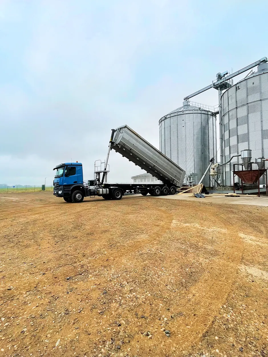 Anlieferung Silo Mittweida